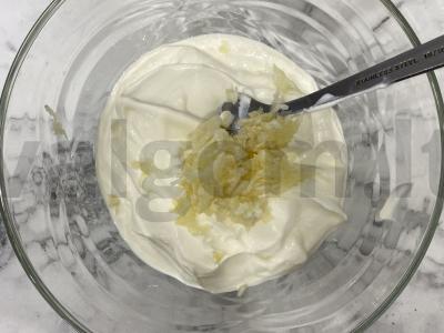 Vištienos šlaunelės grietinės apsuptyje Žingsnis 2