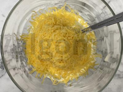 Vištienos šlaunelės grietinės apsuptyje Žingsnis 3