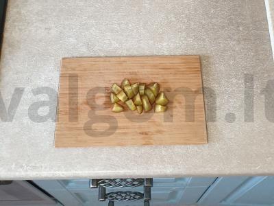 Jogurtas su vaisiais ir muesli Žingsnis 1