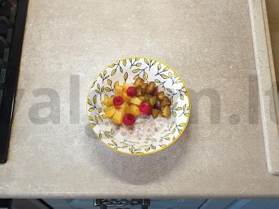 Jogurtas su vaisiais ir muesli Žingsnis 4