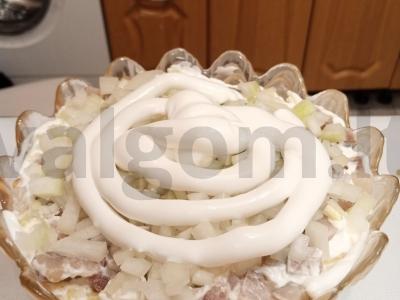 Salotas „Nauja silkė po kailiu“ Žingsnis 11