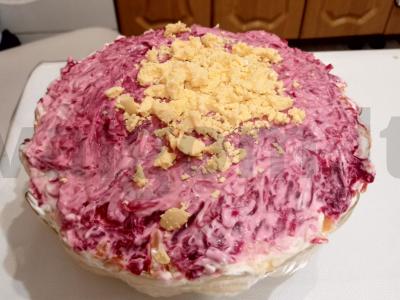 Salotas „Nauja silkė po kailiu“ pagrindine nuotrauka