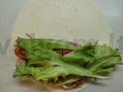 Tortilija su rūkyta šonine ir daržovėmis Žingsnis 5