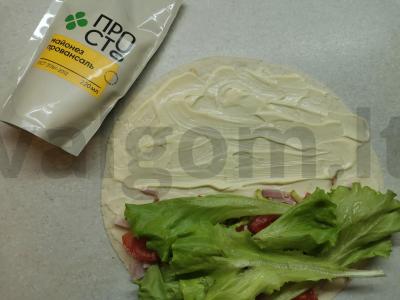 Tortilija su rūkyta šonine ir daržovėmis Žingsnis 6