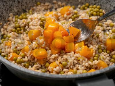 Skani perlų košė su moliūgu ir žaliaisiais žirneliais Žingsnis 8