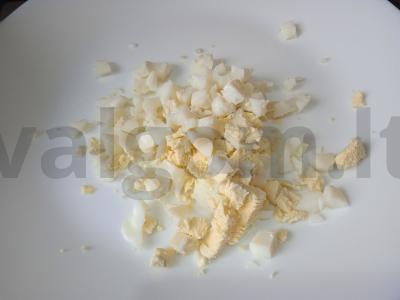 Jūros dumblių ir vištienos salotos Žingsnis 1