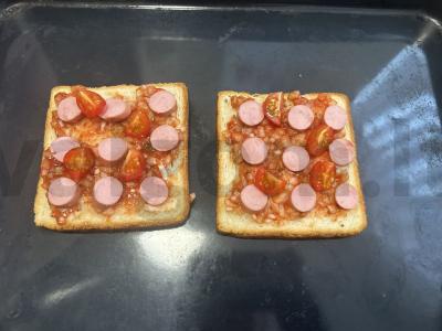 Picos-tostai su dešrelėmis ir mocarela Žingsnis 6