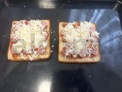 Picos-tostai su dešrelėmis ir mocarela Žingsnis 7