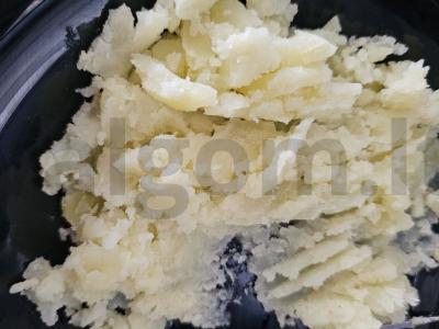 Mėsos faršo kotletas su pipirais Žingsnis 3