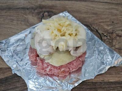 Mėsos faršo kotletas su pipirais Žingsnis 7