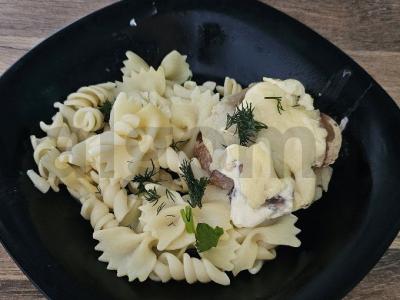 Mėsos faršo kotletas su pipirais pagrindine nuotrauka