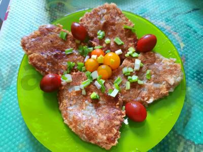 Baklažanų blynai su veganišku sūriu pagrindine nuotrauka