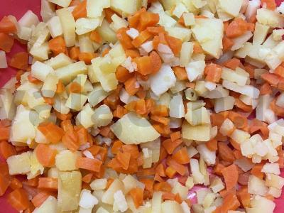 Olivje su šviežiais žalumynais Žingsnis 1