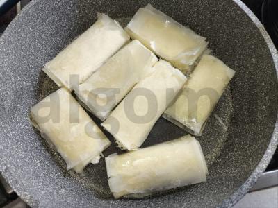 Filo tešlos vokeliai su suluguni sūriu Žingsnis 4