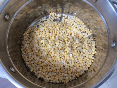 Žirnių sriuba su rūkytomis šonkauliais Žingsnis 1