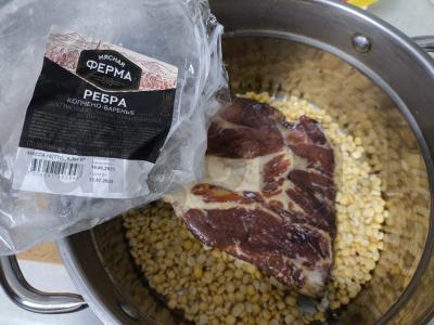 Žirnių sriuba su rūkytomis šonkauliais Žingsnis 2