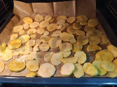 Bulvių traškučiai su augaliniu aliejumi Žingsnis 4