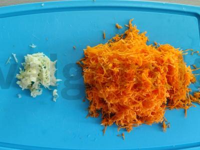 Mėsos ežiukai su cukinija ir rudaisiais ryžiais Žingsnis 2