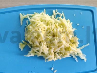 Mėsos ežiukai su cukinija ir rudaisiais ryžiais Žingsnis 3