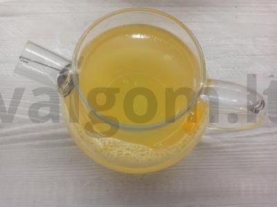 Apelsinų gėrimas su morkomis pagrindine nuotrauka