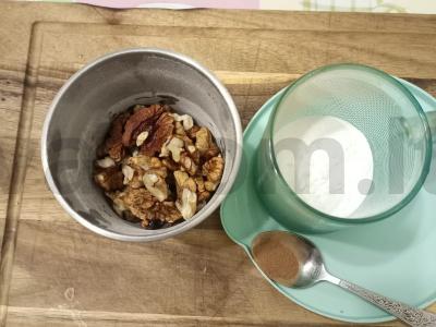 Kataifi tešlos ritinėliai su graikiniais riešutais Žingsnis 1