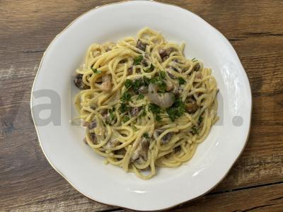 Jūros gėrybių makaronai per 15 minučių pagrindine nuotrauka