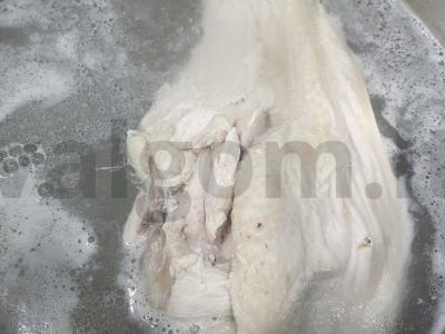 Vištienos sultinys su rudaisiais ryžiais Žingsnis 1