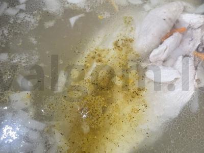 Vištienos sultinys su rudaisiais ryžiais Žingsnis 6