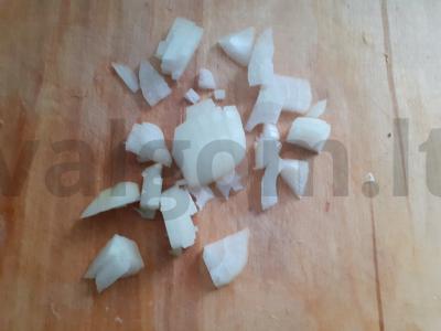 Troškinti cukinijos su pomidorų pasta ir avinžirniais Žingsnis 2