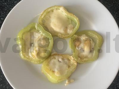 Kiaušiniai iš perpelės pipiruose su sūriu pagrindine nuotrauka