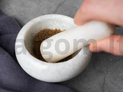 Kepti kiaušiniai čili padaže Žingsnis 3