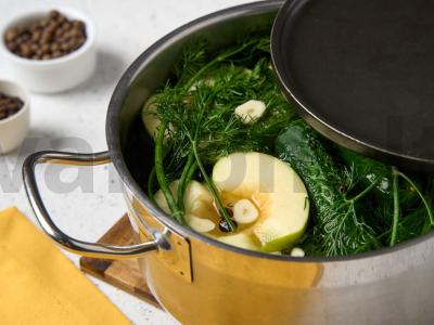 Lengvai sūdyti agurkai puode Žingsnis 5