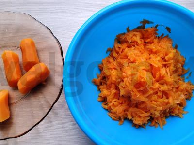 Morkų-kukurūzų kotletai Žingsnis 2