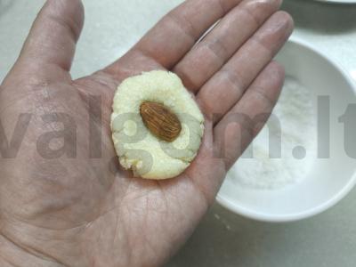 Kokosų saldainiai Žingsnis 4