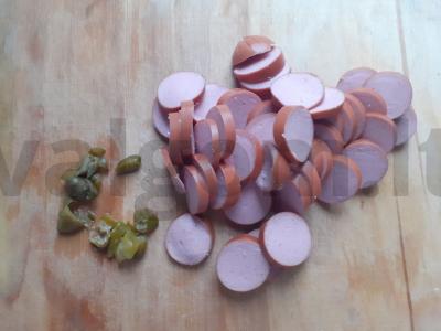 Mini picos su dešrelėmis, daržovėmis ir sūriu Žingsnis 2