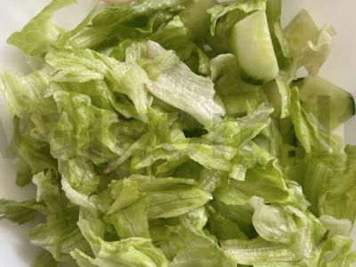 Žalias salotas su salotų mišiniu Žingsnis 2