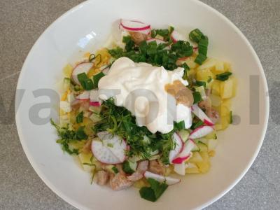 Okroška su šonine, krienu ir garstyčiomis ant duonos kvašo Žingsnis 8