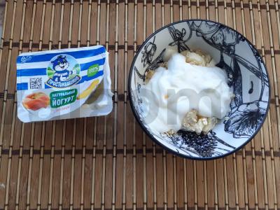 Avižinė košė be virimo su jogurtu ir bananais Žingsnis 2