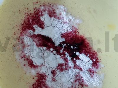 Rožiniai blynai su saulėgrąžų sėklomis Žingsnis 3