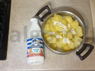 Bulvių košė su žaliu žirneliu ir svogūnu Žingsnis 3