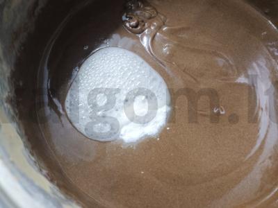 Šokoladiniai torto biskvitai Žingsnis 3