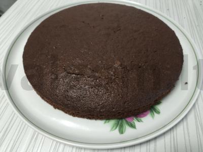 Šokoladiniai torto biskvitai pagrindine nuotrauka