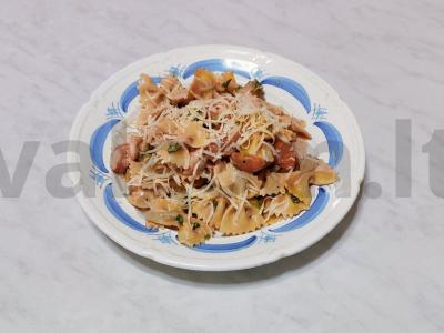 Makaronai su langustiniais ir cukinijomis pagrindine nuotrauka