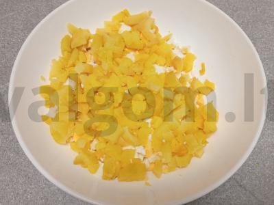 Okroška su rūkytomis dešromis ir daikonu beržo sultyse Žingsnis 2