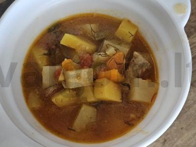 Mėsa su bulvėmis, troškinta lėtoje viryklėje Žingsnis 7