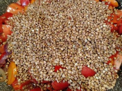 Menkių filė su grikių koše ir daržovėmis Žingsnis 3