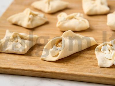 Sluoksniuotos bandelės su varške ir bananais Žingsnis 4