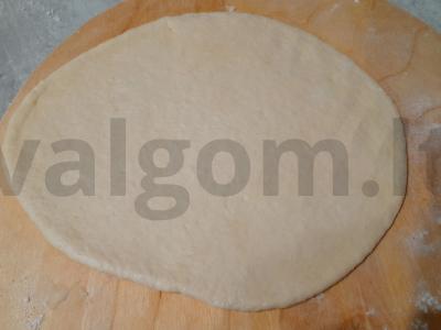 Pyragas su faršu, svogūnais ir bulvėmis Žingsnis 5