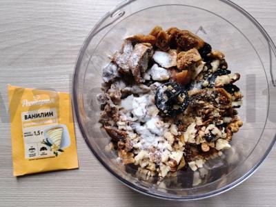 Džiovintų vaisių ir graikinių riešutų saldainiai Žingsnis 3