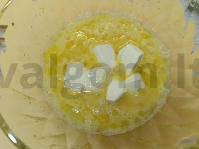 Raisinų keksiukai arbatai Žingsnis 3